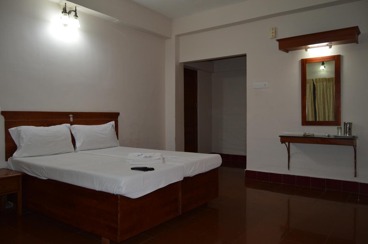 Shalimar Metro Hotel Kochi Exterior foto
