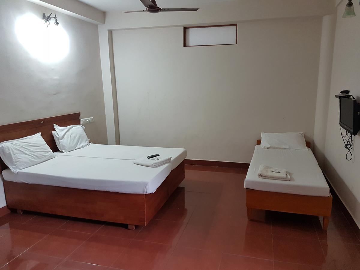 Shalimar Metro Hotel Kochi Exterior foto